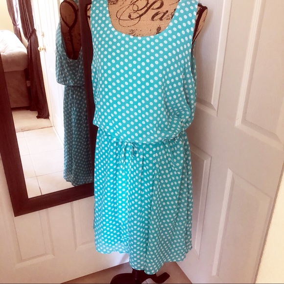 Dresses & Skirts - NWT polka dot dress